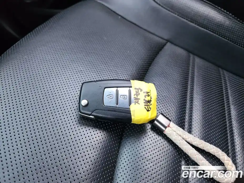 SsangYong TIBOLI 2015 1.6 Автомат в Москве № 369891, фото 15