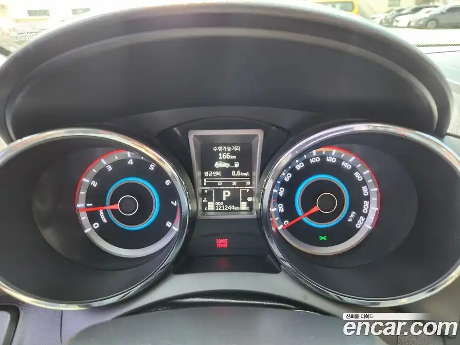 SsangYong TIBOLI 2015 1.6 Автомат в Москве № 369891, фото 8