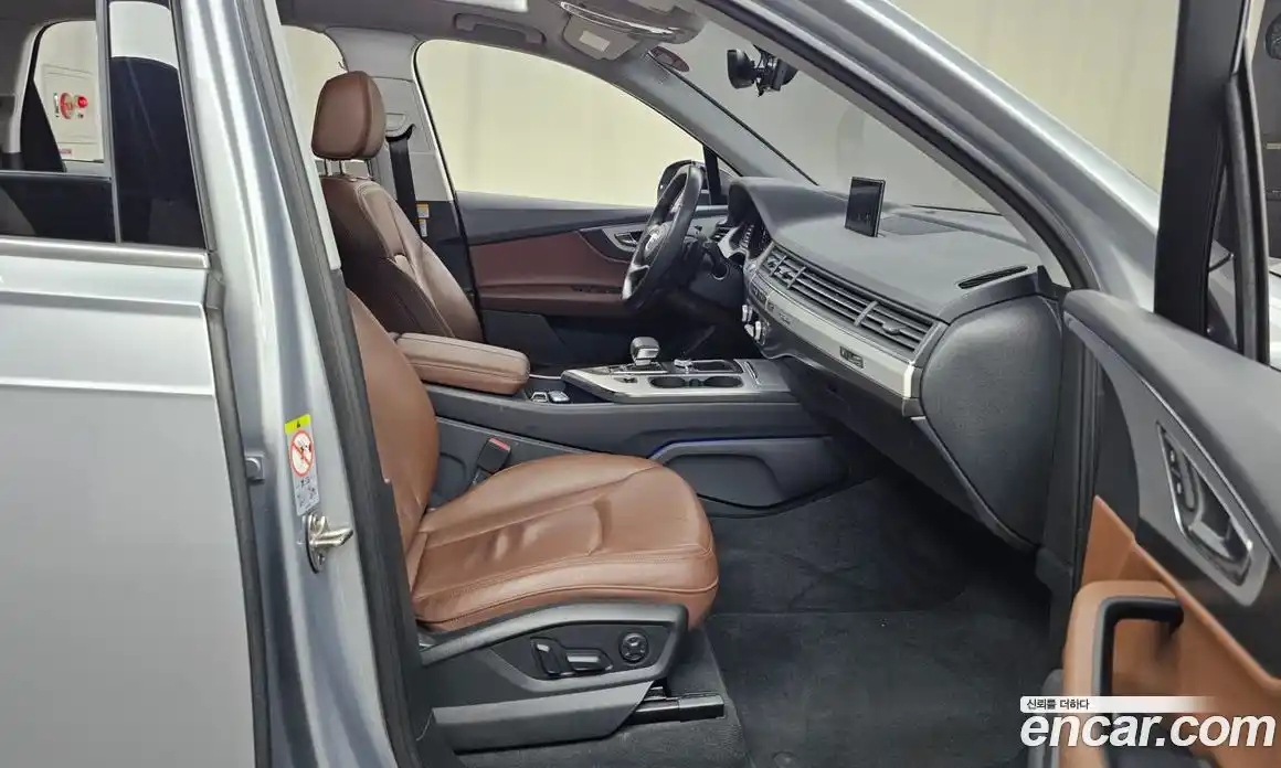 Audi Q7 2019 2.0 Автомат в Москве № 373083, фото 11