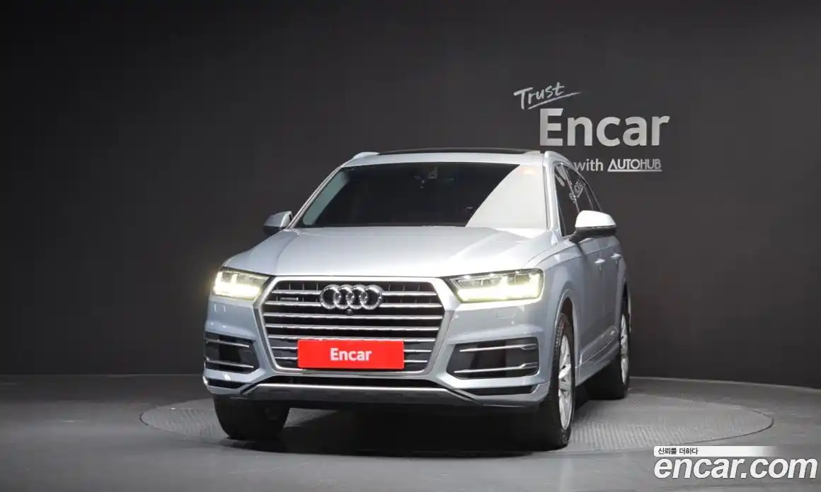Audi Q7 2019 2.0 Автомат в Москве № 373083, фото 3