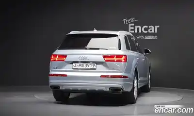 Audi Q7 2019 2.0 Автомат в Москве № 373083, миниатюра 4