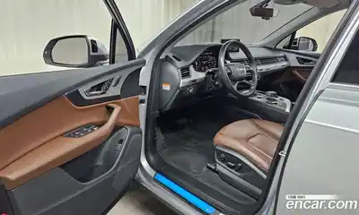 Audi Q7 2019 2.0 Автомат в Москве № 373083, миниатюра 10