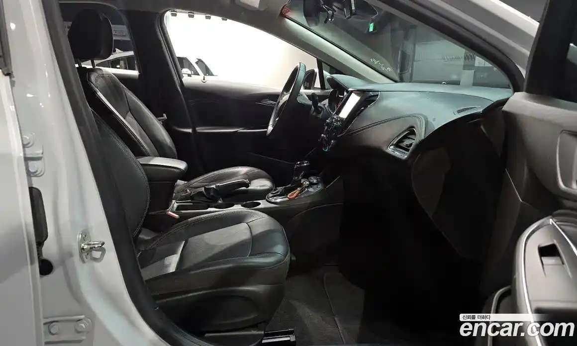 Chevrolet Cruze 2017 1.4 Автомат в Москве № 37565, фото 1