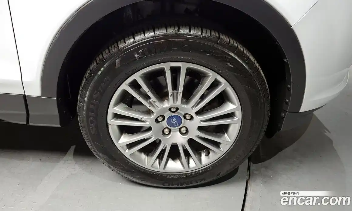 Ford Kuga 2016 2.0 Автомат в Москве № 384955, фото 5