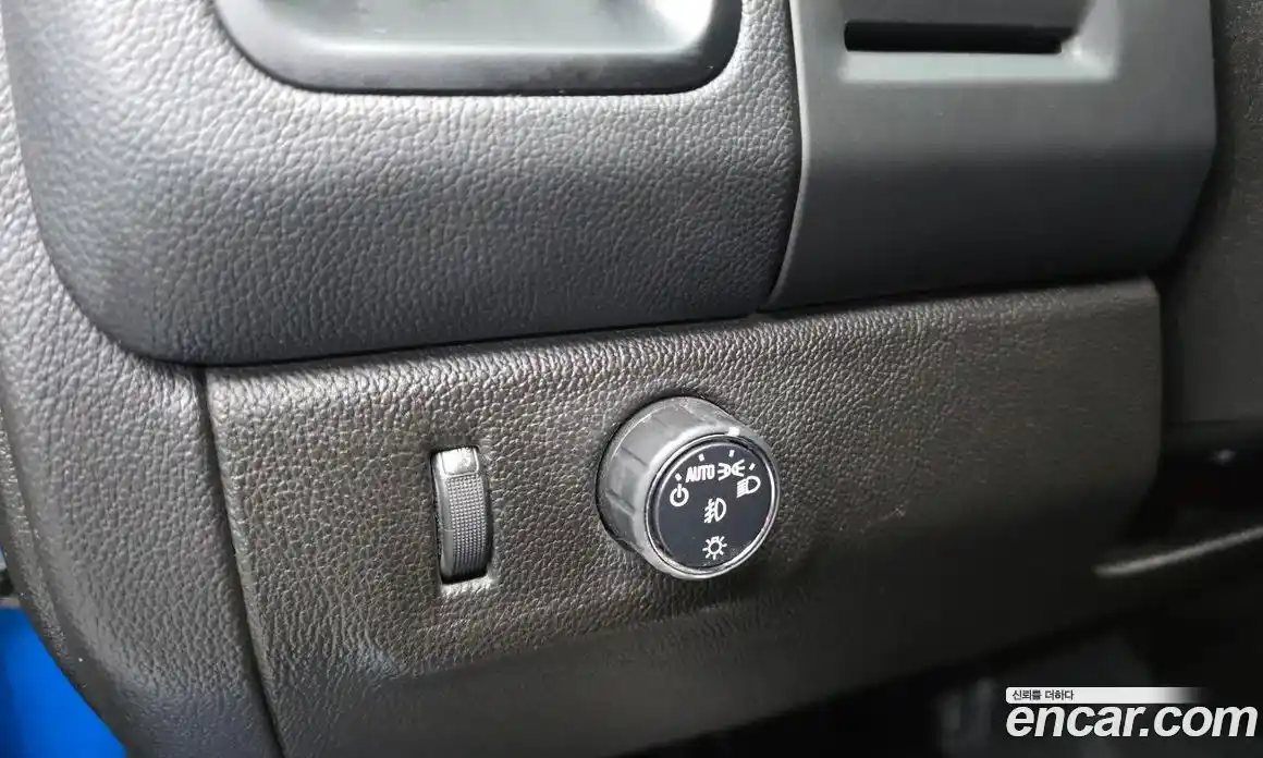 Chevrolet Colorado 2022 3.6 Автомат в Москве № 389692, фото 17