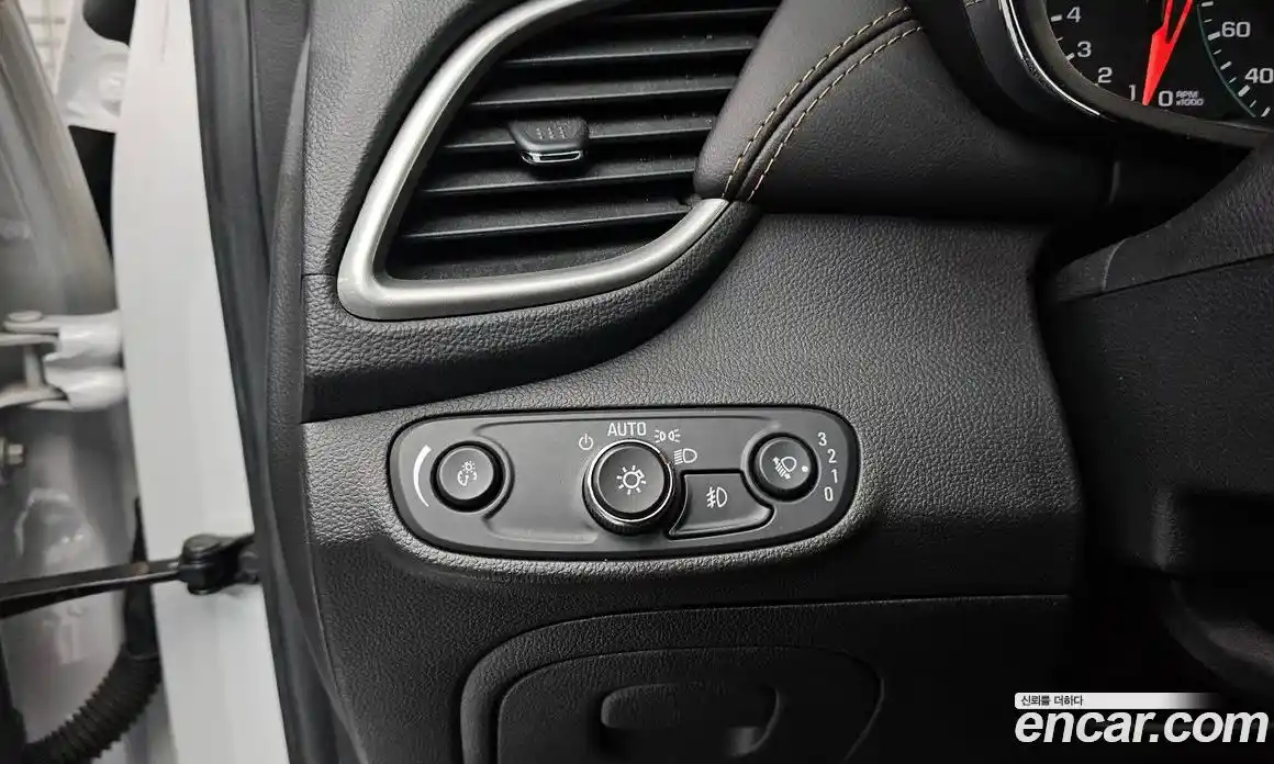 Chevrolet Trax 2019 1.4 Автомат в Москве № 39400, фото 17