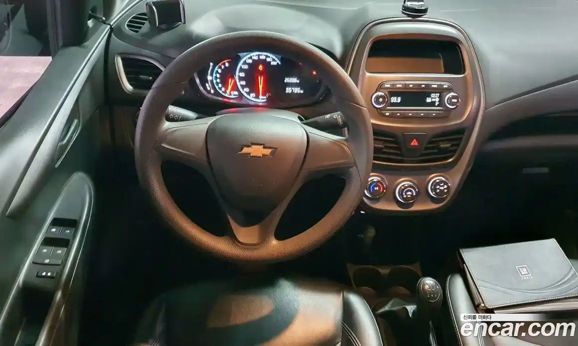 Chevrolet Spark 2019 1.0 Механическая в Москве № 395207, фото 13