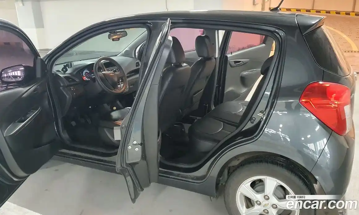 Chevrolet Spark 2019 1.0 Механическая в Москве № 395207, фото 18