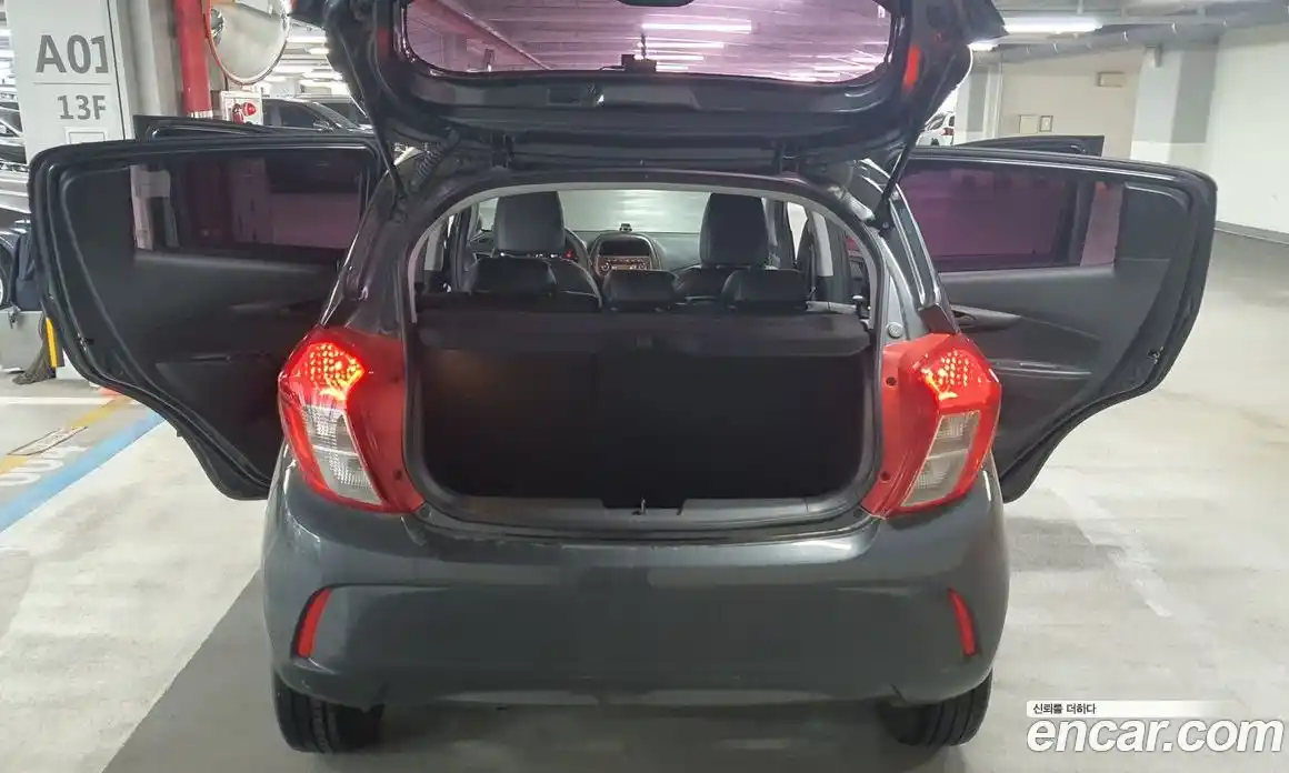 Chevrolet Spark 2019 1.0 Механическая в Москве № 395207, фото 10