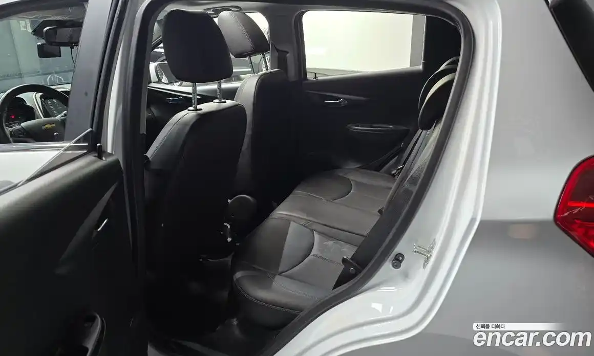 Chevrolet Spark 2016 1.0 Автомат в Москве № 40054, фото 11