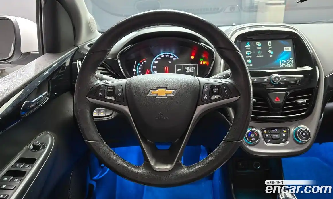 Chevrolet Spark 2016 1.0 Автомат в Москве № 40054, фото 13