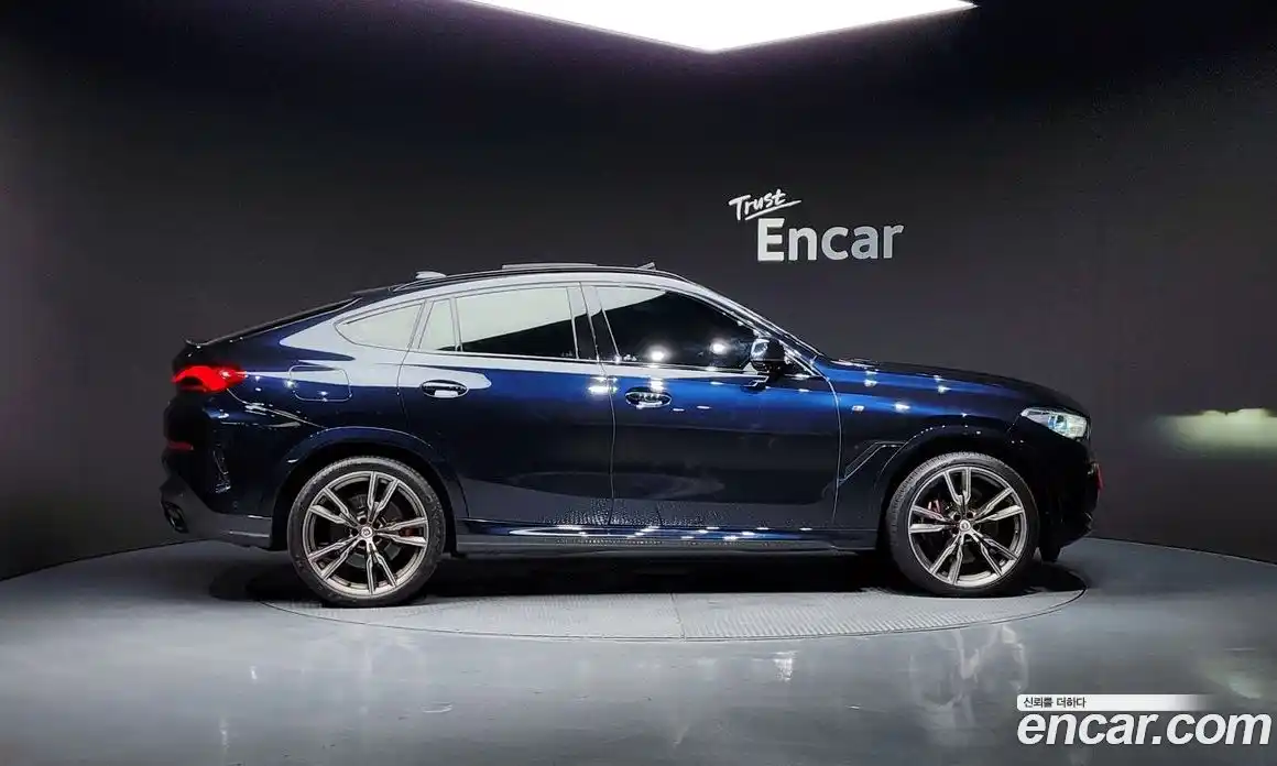 BMW X6 2023 4.4 Автомат в Москве № 403983, фото 4