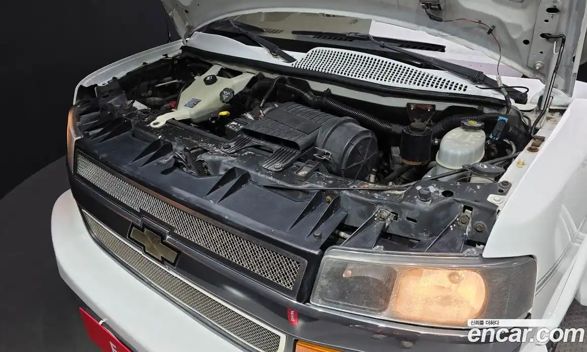 Chevrolet Express Van 2010 5.3 Автомат в Москве № 403996, фото 6