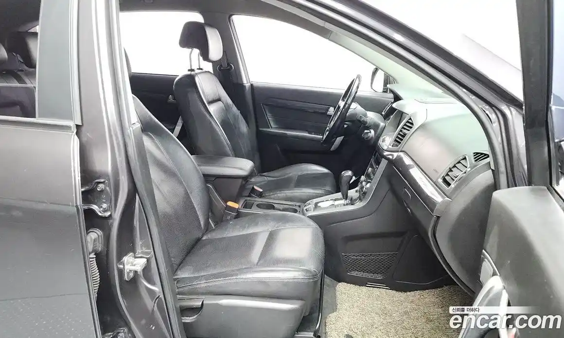 Chevrolet Captiva 2013 2.0 Автомат в Москве № 40773, фото 6