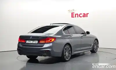 BMW 5-Series 2018 2.0 Автомат в Москве № 407795, миниатюра 2