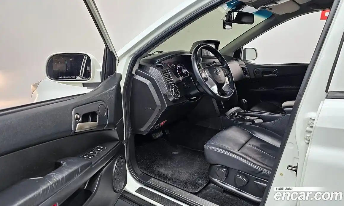 SsangYong Korando 2016 2.0 Автомат в Москве № 409416, фото 11