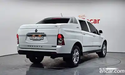 SsangYong Korando 2016 2.0 Автомат в Москве № 409416, миниатюра 2