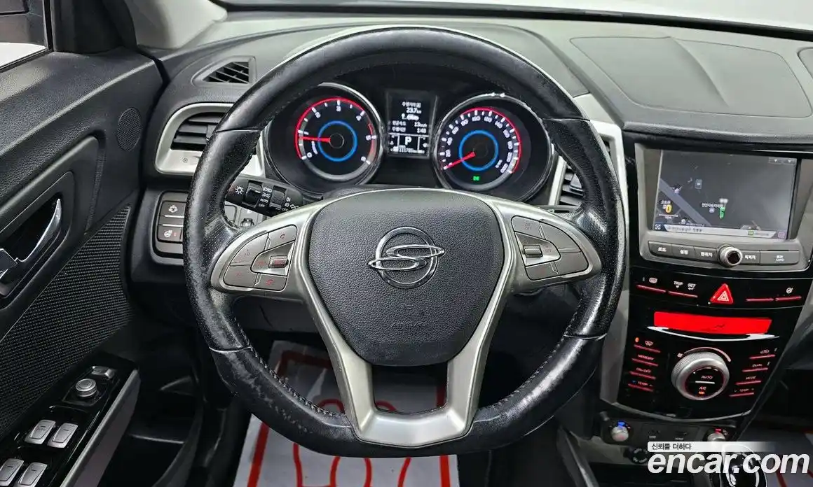 SsangYong TIBOLI 2016 1.6 Автомат в Москве № 409460, фото 14