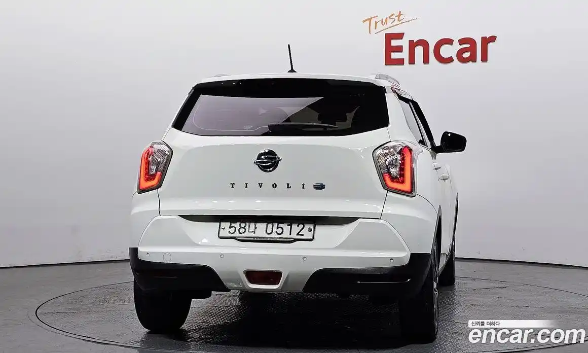 SsangYong TIBOLI 2016 1.6 Автомат в Москве № 409460, фото 4