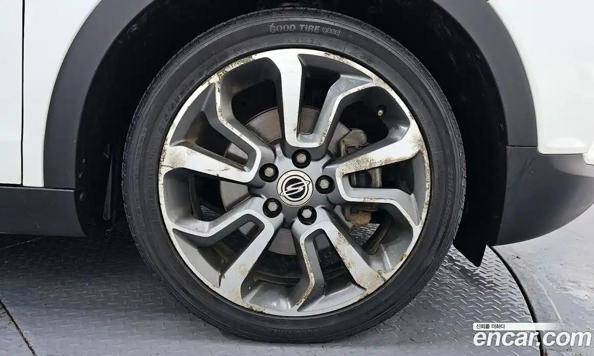 SsangYong TIBOLI 2016 1.6 Автомат в Москве № 409460, фото 5