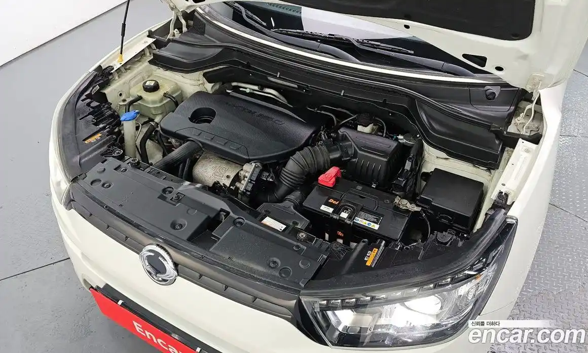 SsangYong TIBOLI 2016 1.6 Автомат в Москве № 409460, фото 6