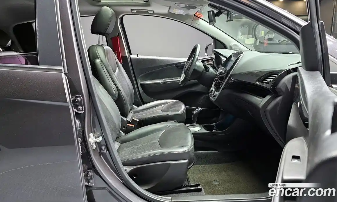 Chevrolet Spark 2016 1.0 Автомат в Москве № 41127, фото 15