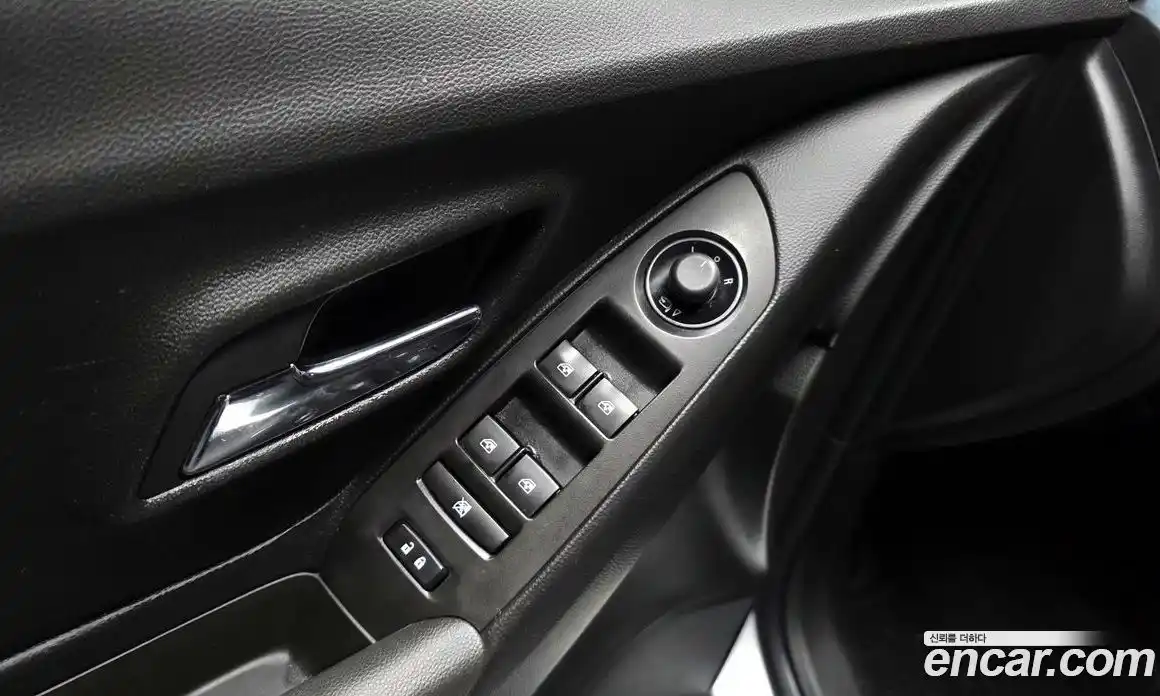 Chevrolet Trax 2014 1.4 Автомат в Москве № 41311, фото 19