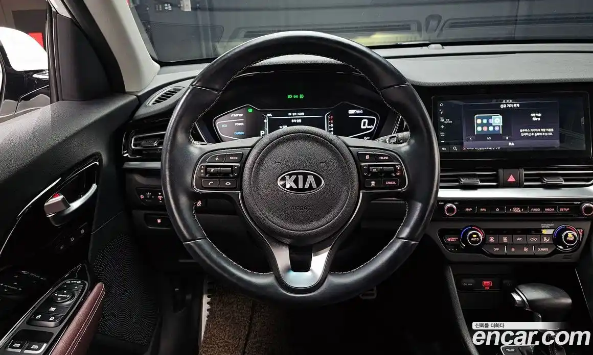 Kia Niro 2020 1.6 Автомат в Москве № 54652, фото 13