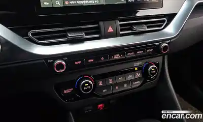 Kia Niro 2020 1.6 Автомат в Москве № 54652, миниатюра 4