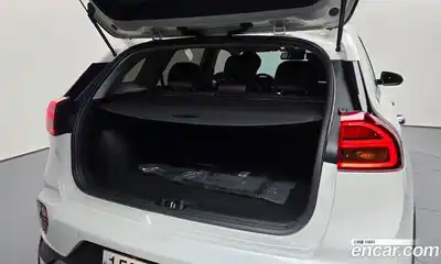 Kia Niro 2020 1.6 Автомат в Москве № 54652, миниатюра 5