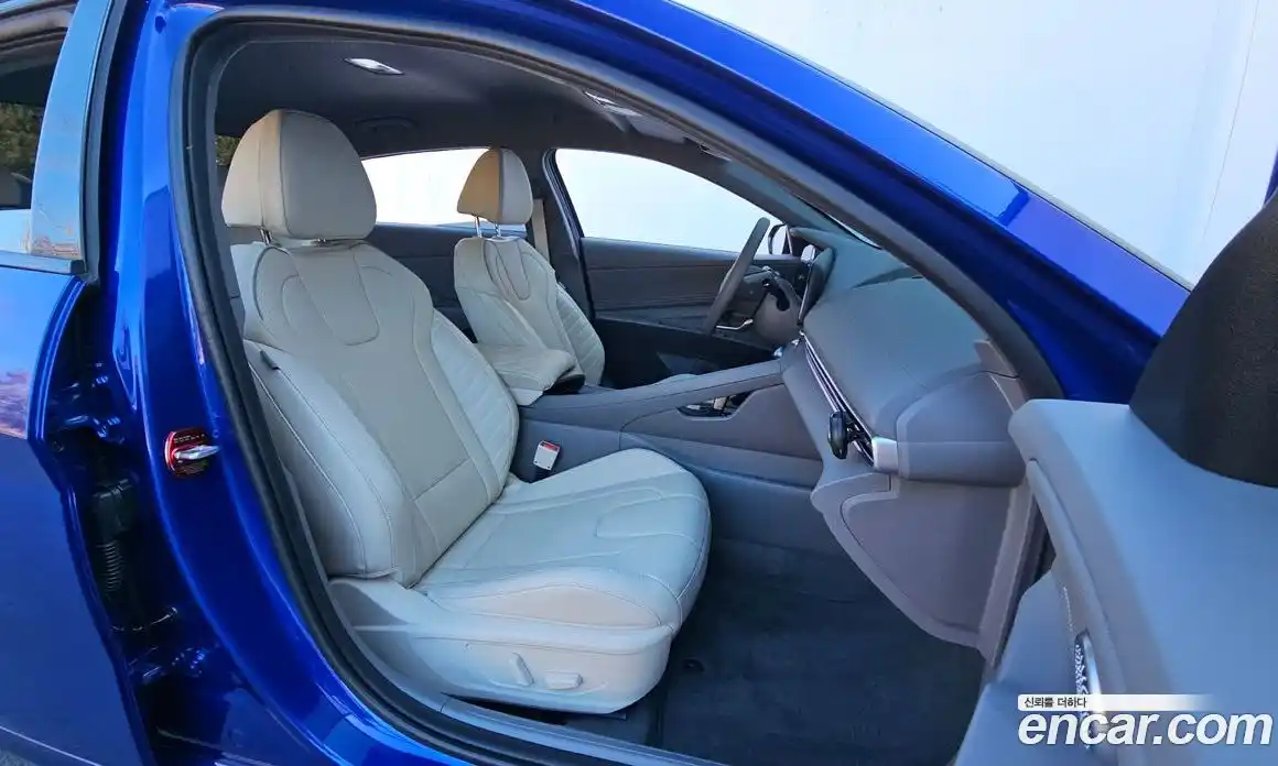 Hyundai Avante 2024 1.6 Автомат в Москве № 6670, фото 11