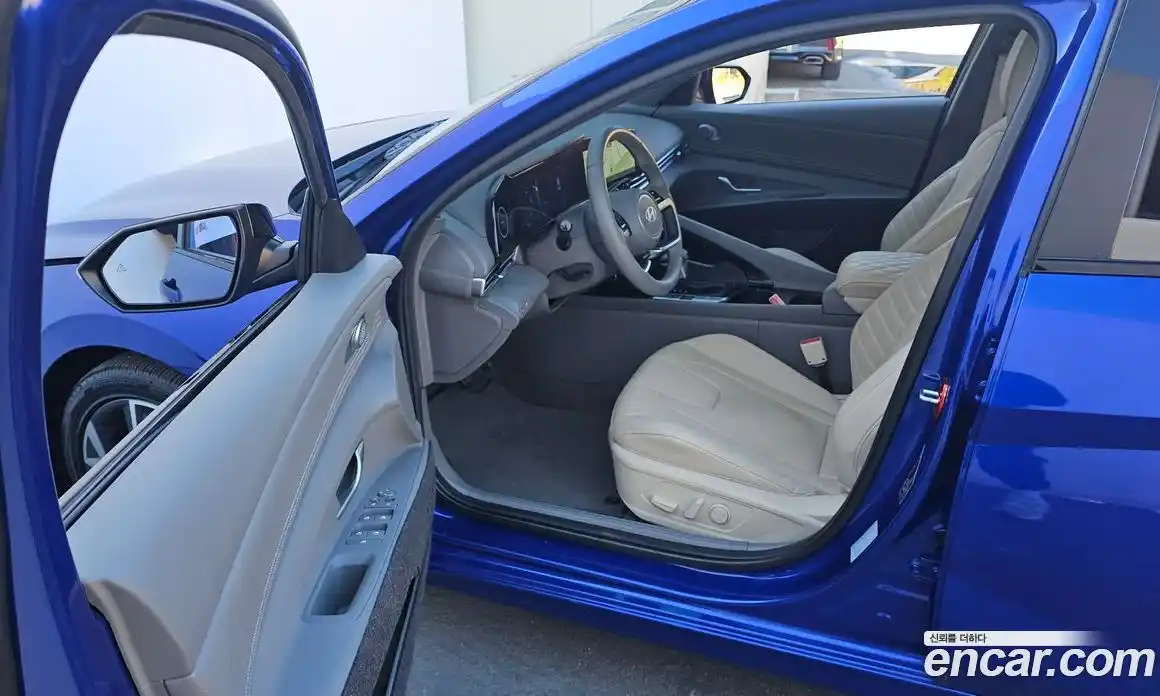 Hyundai Avante 2024 1.6 Автомат в Москве № 6670, фото 8