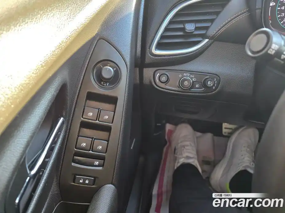 Chevrolet Trax 2017 1.4 Автомат в Москве № 85208, фото 17