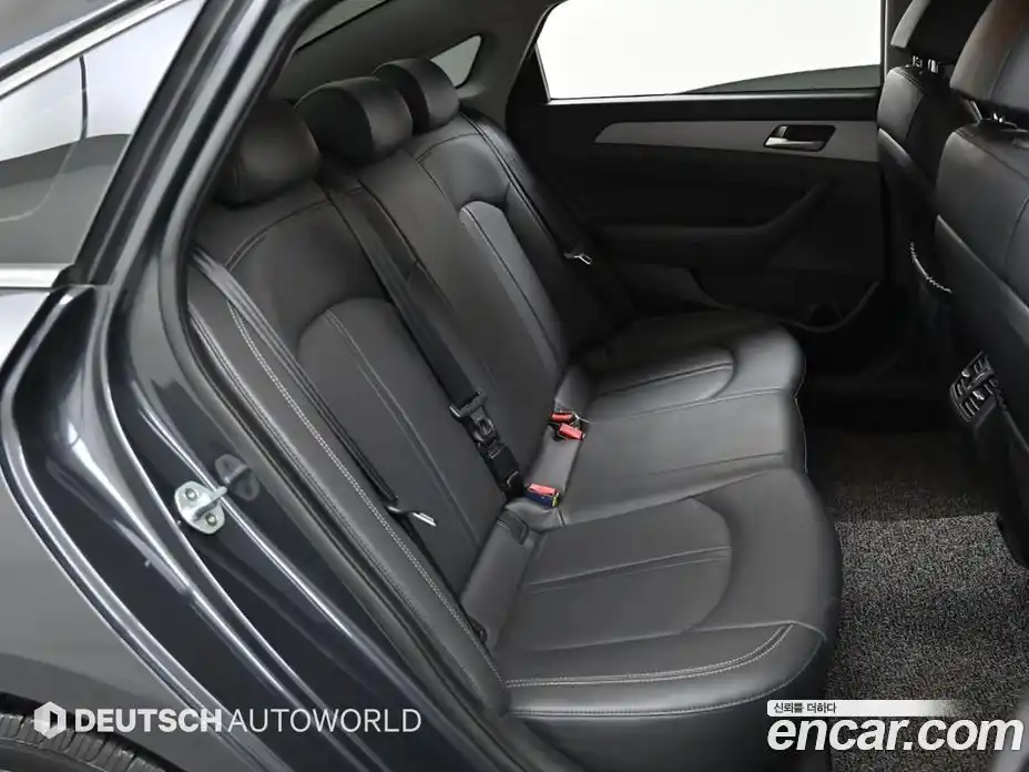 Hyundai Sonata 2019 2.0 Автомат в Москве № 92826, фото 12