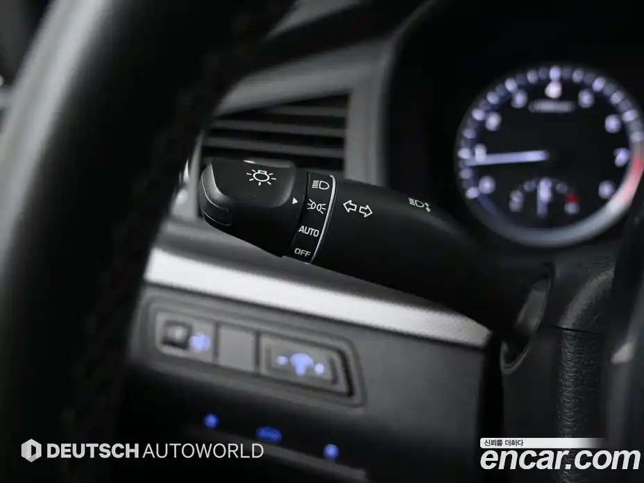 Hyundai Sonata 2019 2.0 Автомат в Москве № 92826, фото 16