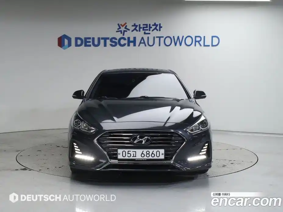 Hyundai Sonata 2019 2.0 Автомат в Москве № 92826, фото 3