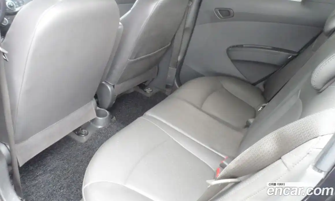 Chevrolet Spark 2014 1.0 Автомат в Москве № 99244, фото 7