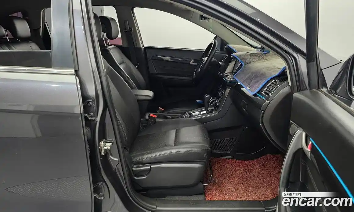 Chevrolet Captiva 2015 2.0 Автомат в Москве № 103826, фото 13