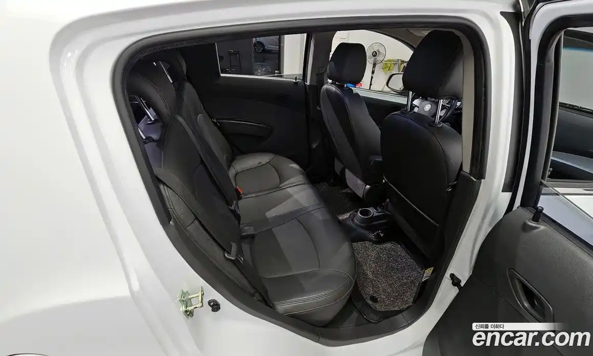 Chevrolet Spark 2014 1.0 Автомат в Москве № 103838, фото 11