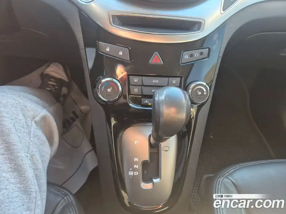 Chevrolet Orlando 2013 2.0 Автомат в Москве № 103872, фото 13