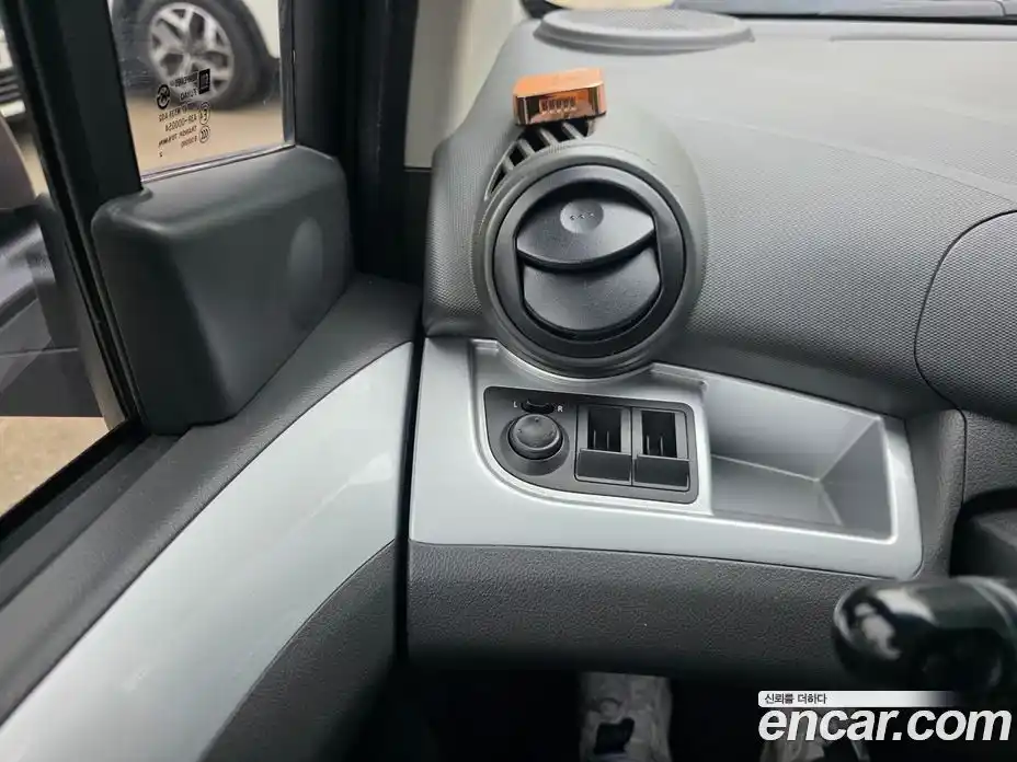 Chevrolet Spark 2012 1.0 Автомат в Москве № 104488, фото 17