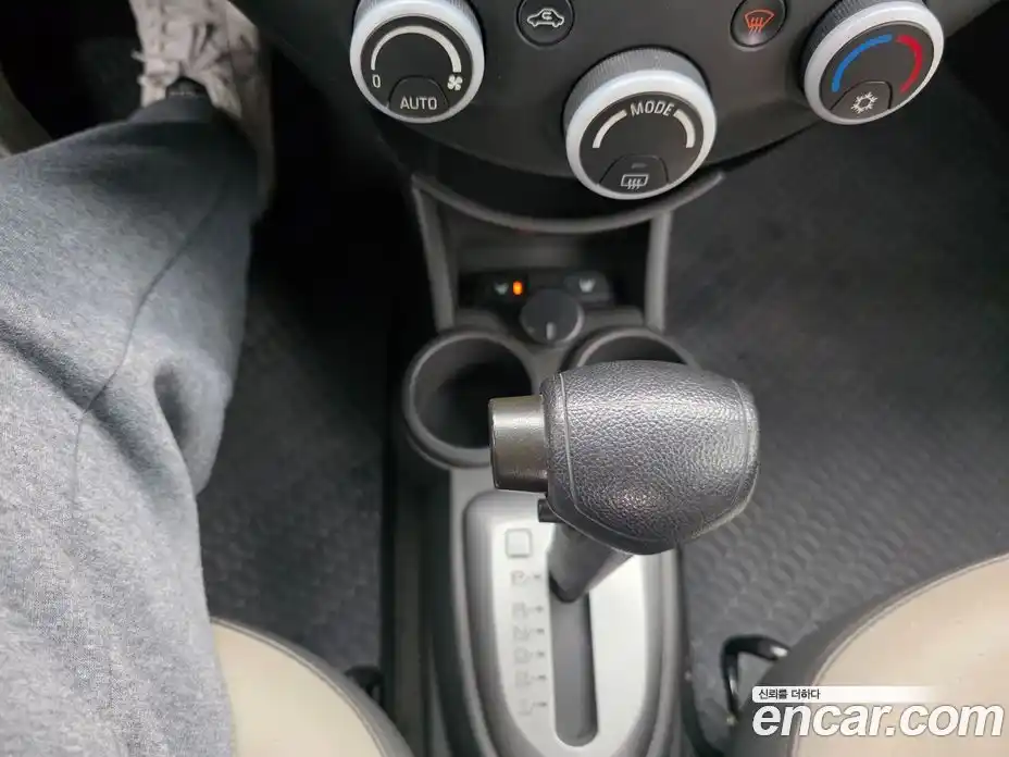 Chevrolet Spark 2012 1.0 Автомат в Москве № 104488, фото 9