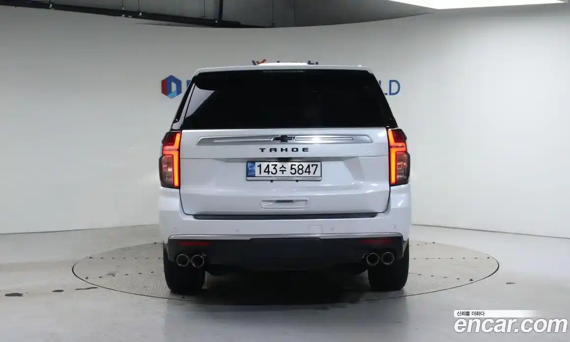 Chevrolet Tahoe 2022 6.2 Автомат в Москве № 104779, фото 4