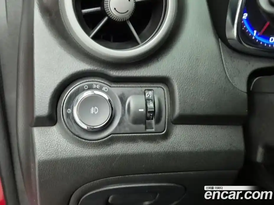 Chevrolet Trax 2016 1.6 Автомат в Москве № 105655, фото 17