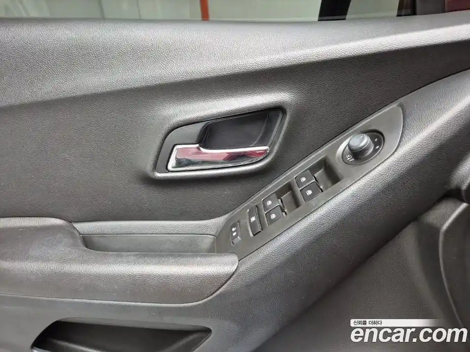 Chevrolet Trax 2016 1.6 Автомат в Москве № 105655, фото 18