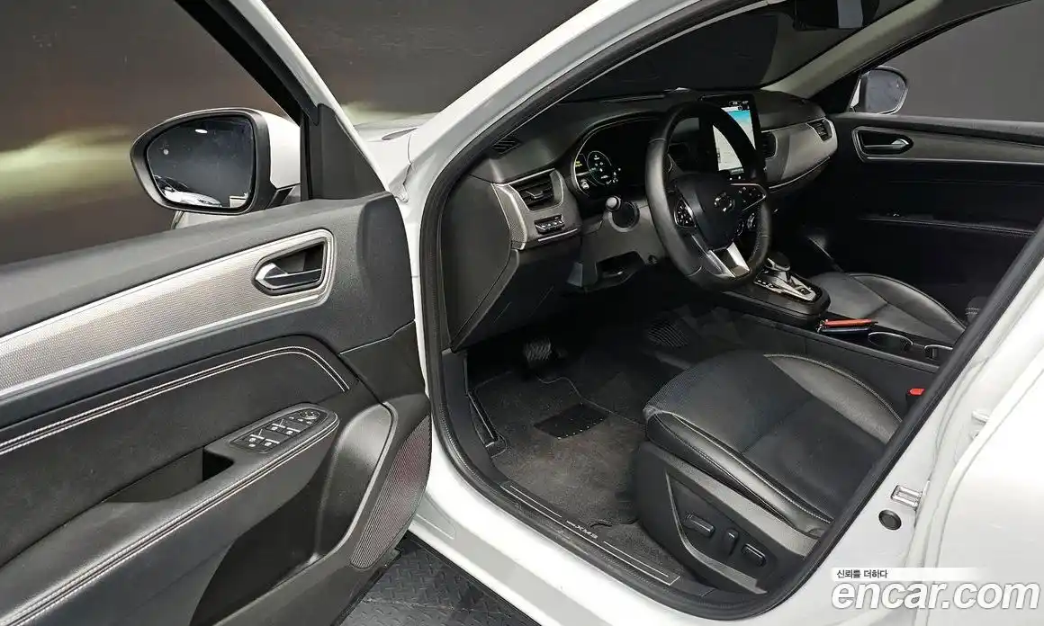 Renault XM3 2023 1.6 Автомат в Москве № 107276, фото 13