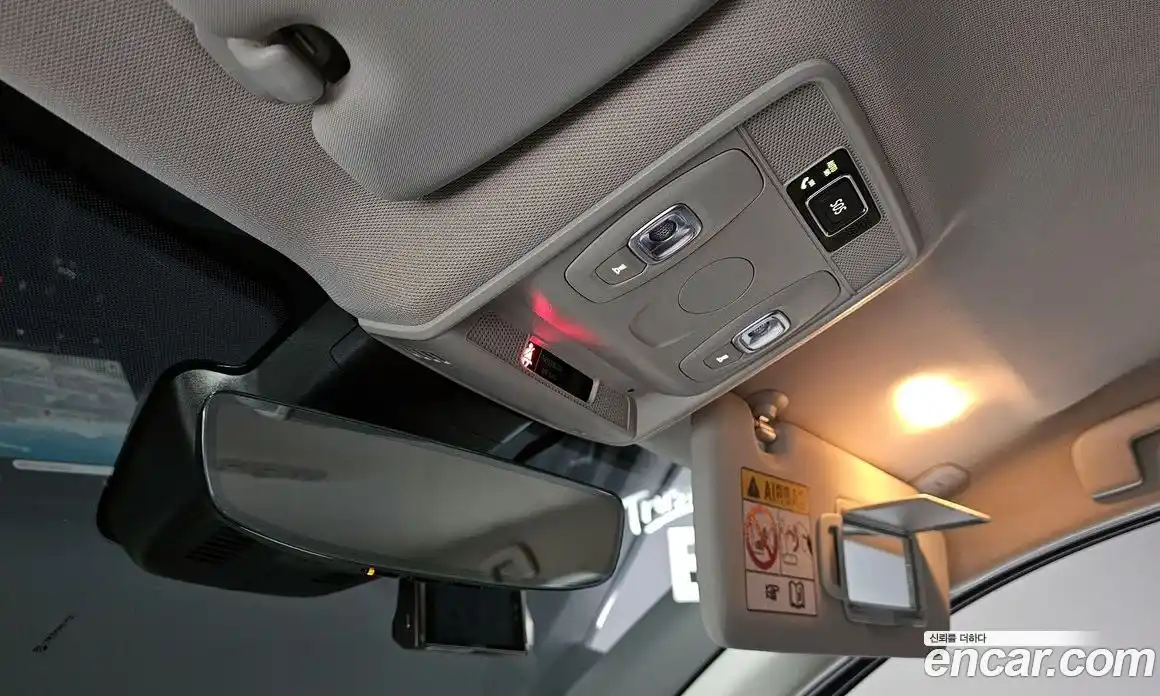 Renault XM3 2023 1.6 Автомат в Москве № 107276, фото 17