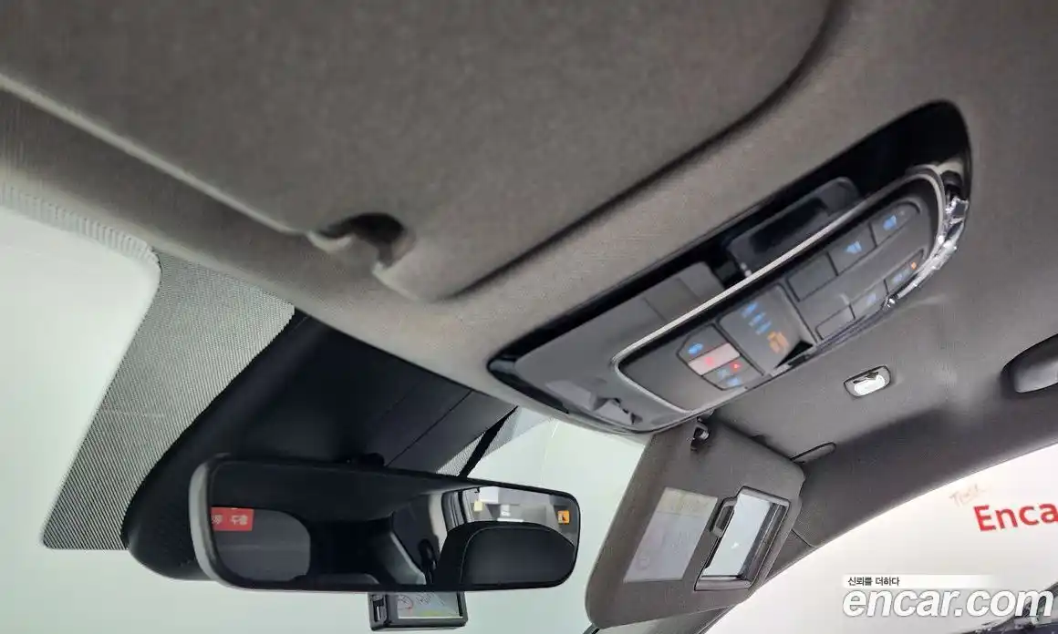 Hyundai Santa Fe 2023 1.6 Автомат в Москве № 112670, фото 17