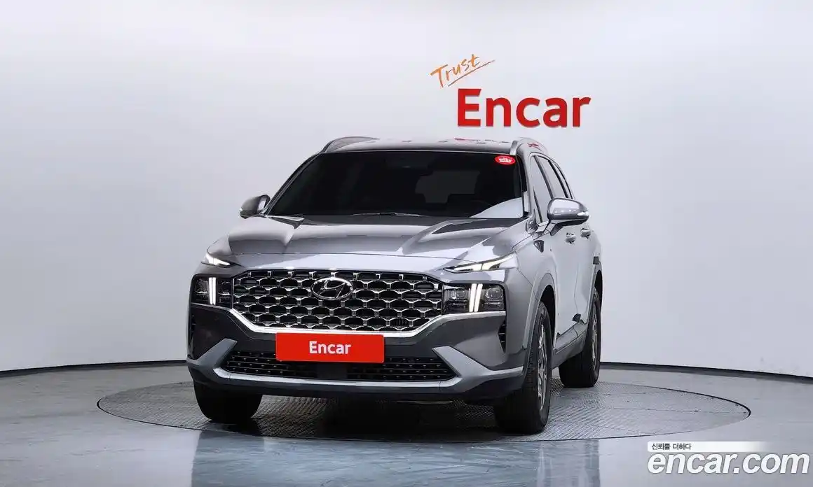 Hyundai Santa Fe 2023 1.6 Автомат в Москве № 112670, фото 3