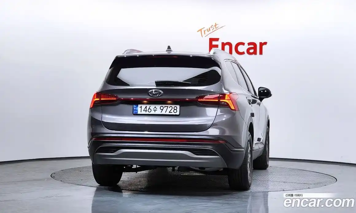 Hyundai Santa Fe 2023 1.6 Автомат в Москве № 112670, фото 4